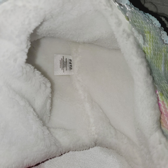 LOL Surprise NWT Diva Hat & Glove Set Pink and White 207 - Picture 3 of 7